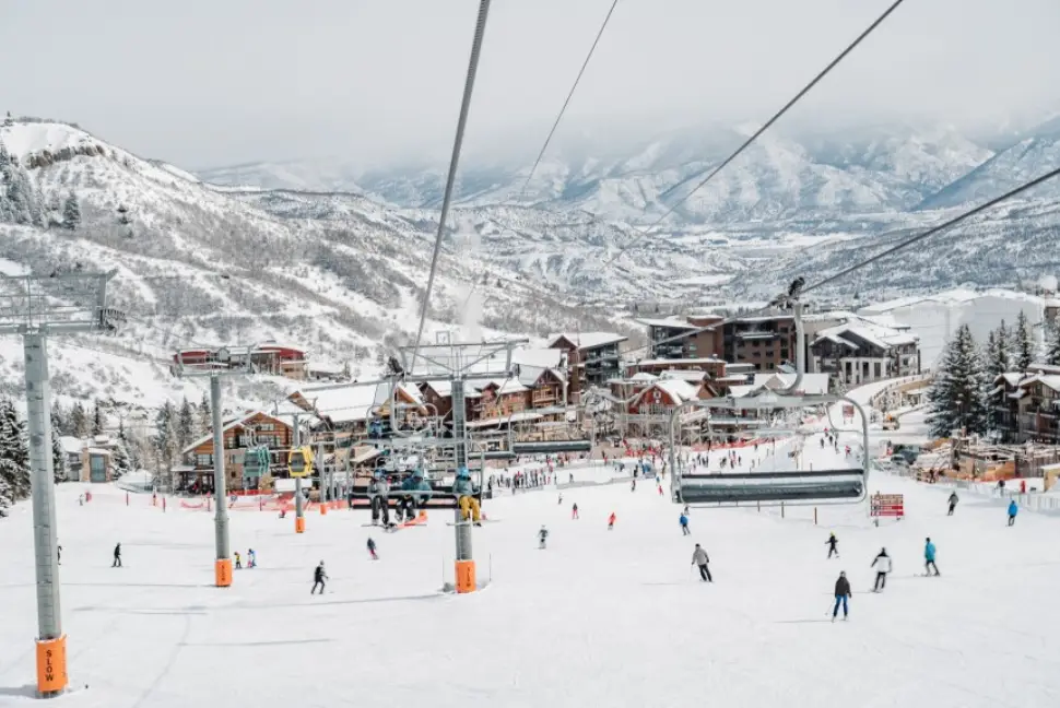 denver to snowmass transportation​